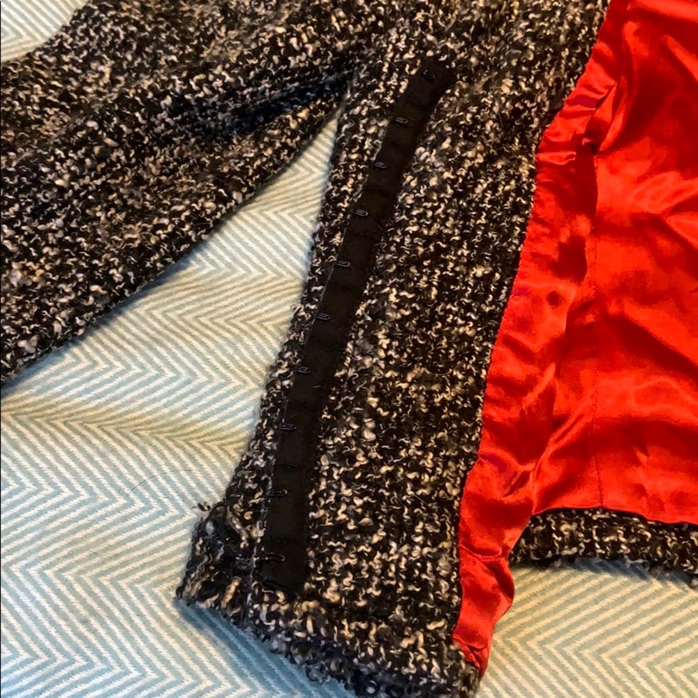 Beautiful Chanel type jacket - Picture 4 of 5